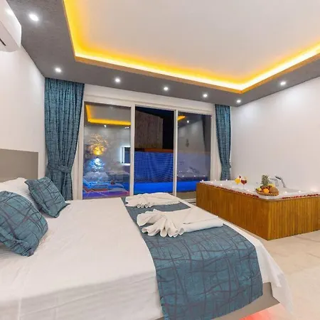Montana Jakuzili Balayi Tatil Villasi Vila